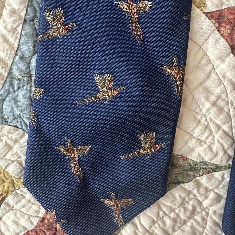 Vintage navy blue silk tie with pheasant design